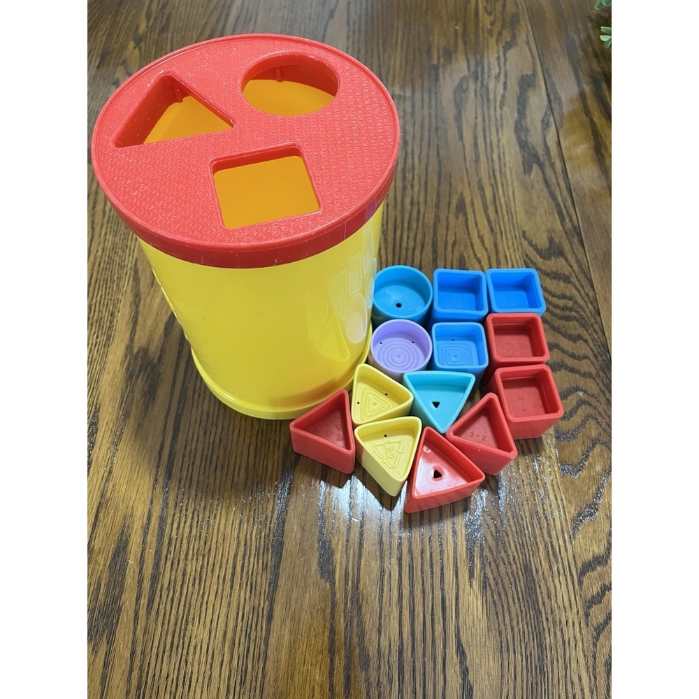 1977 Fisher Price Baby's First Blocks Shape Sorter Bucket With 13 Shapes Vintage